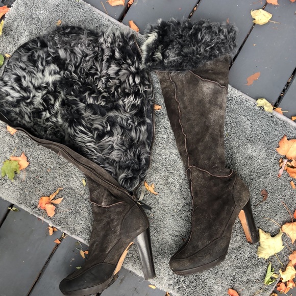 UGG fue tall boots, women’s size 9 - Picture 4 of 6